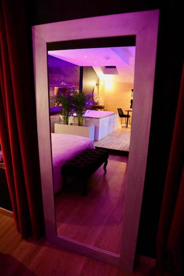 Love Room Gold - Les Delices Rooms Анже Екстер'єр фото